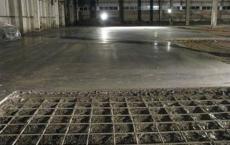 How to fill a garage floor with concrete without the help of specialists
