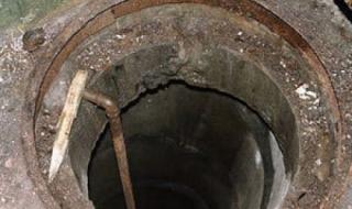 How to make a sewer well in a private house: materials and construction technology