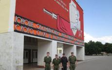 रूसी संघ के आंतरिक मामलों के मंत्रालय के सेराटोव सैन्य आंतरिक सैनिकों के संस्थान में प्रवेश के नियम